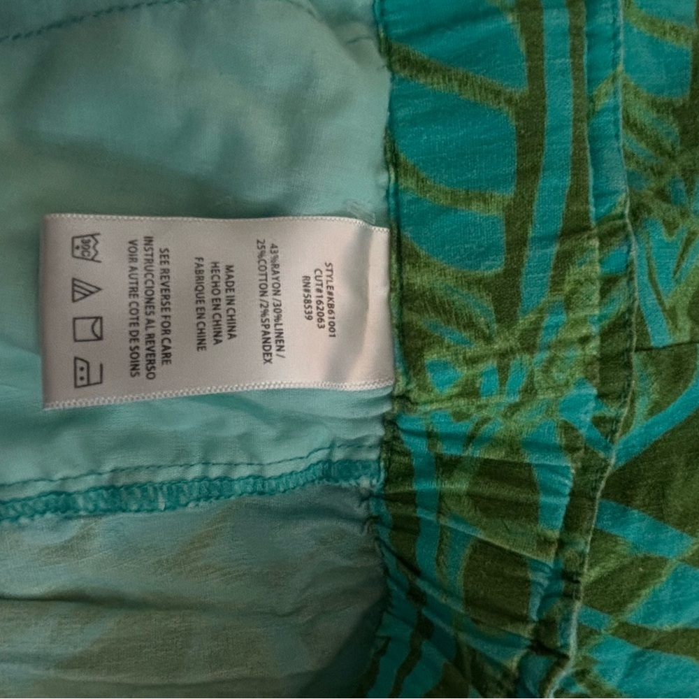 Kut from the Kloth Teal and Green Patterned Shorts - Picture 4 of 5